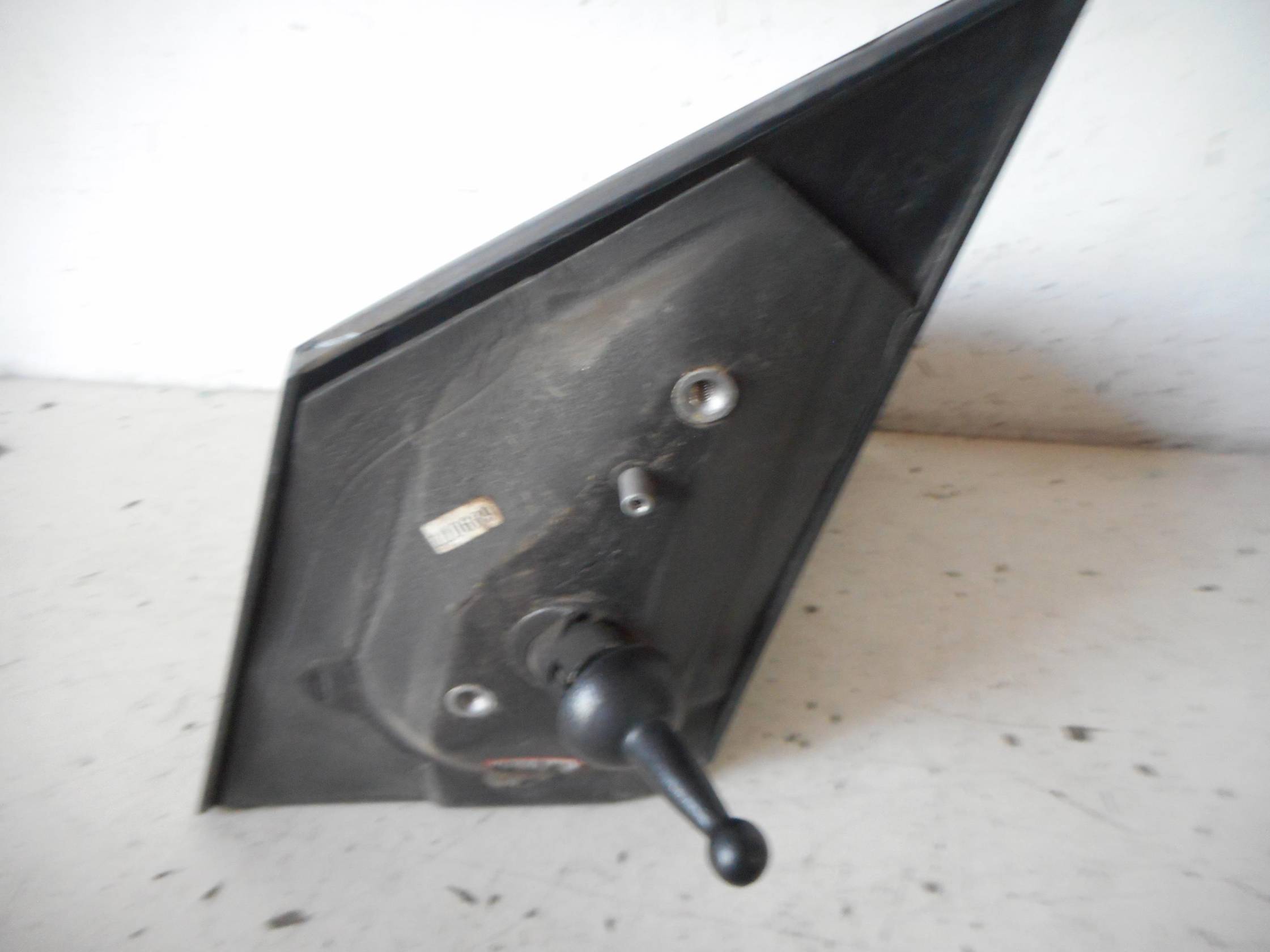 Retrovisore est. dx.